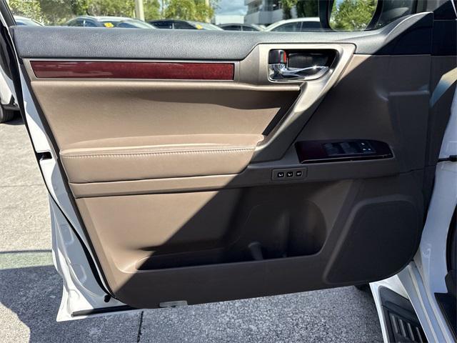 used 2019 Lexus GX 460 car, priced at $31,398