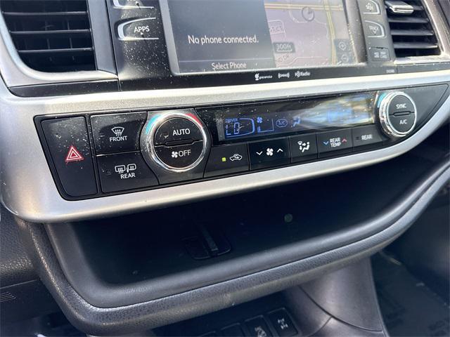 used 2019 Toyota Highlander car, priced at $22,498