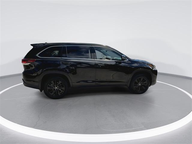 used 2019 Toyota Highlander car, priced at $22,498