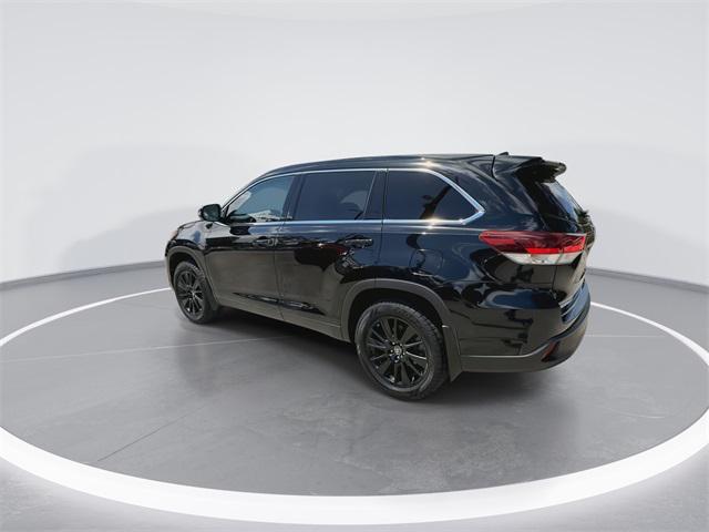 used 2019 Toyota Highlander car, priced at $22,498