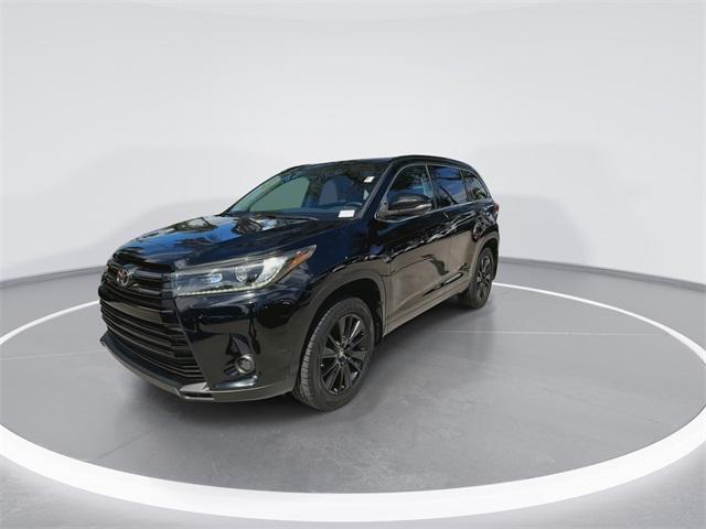 used 2019 Toyota Highlander car, priced at $22,498