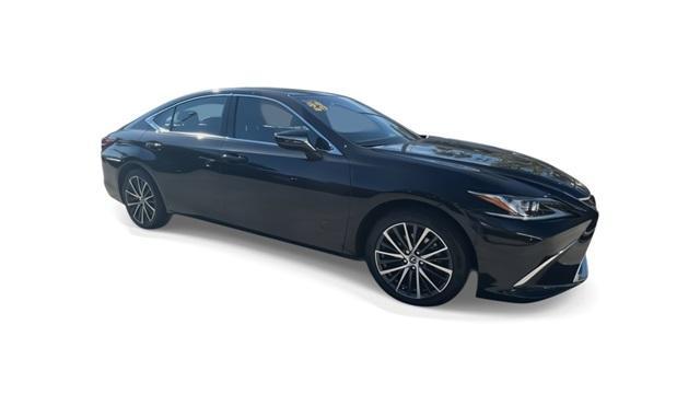 used 2023 Lexus ES 350 car, priced at $37,898