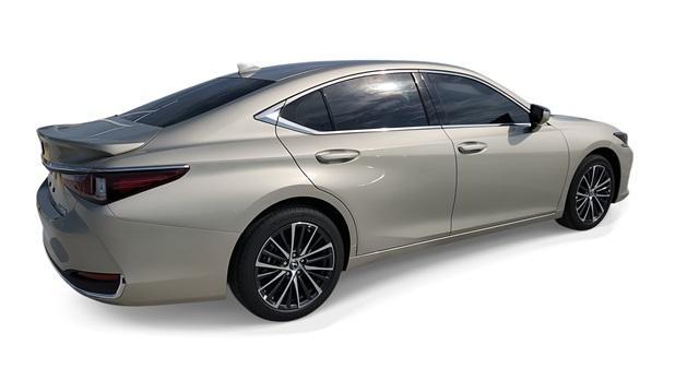 new 2025 Lexus ES 350 car, priced at $48,534