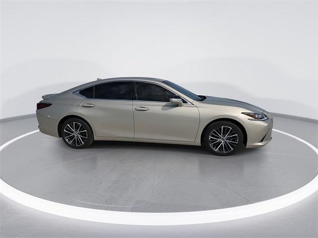 new 2025 Lexus ES 350 car, priced at $48,534