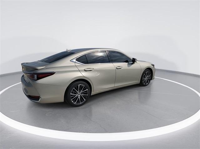 new 2025 Lexus ES 350 car, priced at $48,534