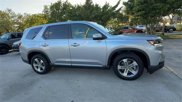 used 2023 Honda Pilot car, priced at $32,998