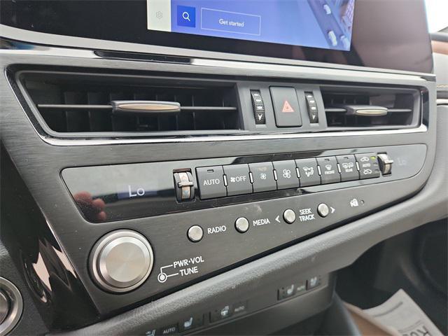 new 2025 Lexus ES 350 car, priced at $48,034
