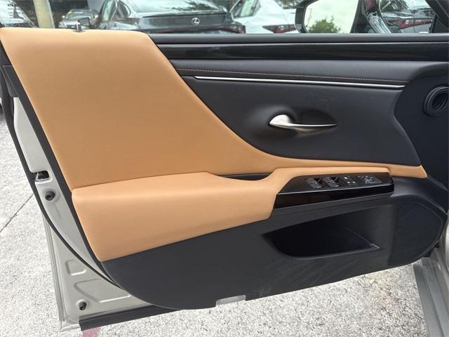 used 2023 Lexus ES 350 car, priced at $36,898