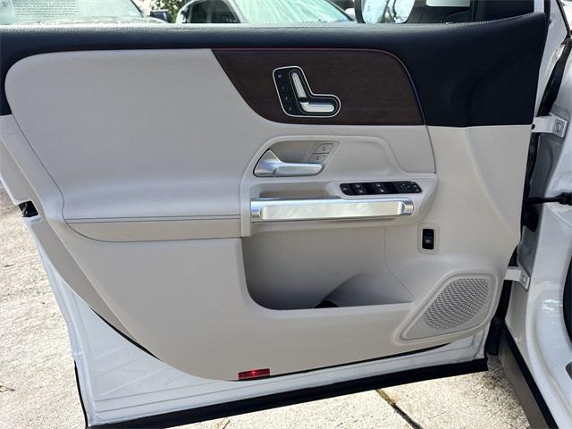used 2022 Mercedes-Benz GLB 250 car, priced at $28,998