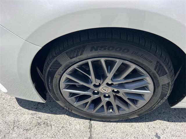 used 2018 Lexus ES 350 car, priced at $19,998