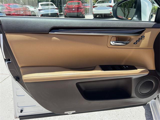 used 2018 Lexus ES 350 car, priced at $19,998