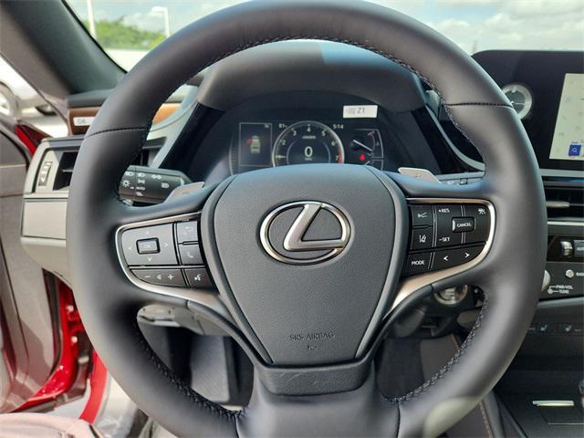 new 2025 Lexus ES 350 car, priced at $48,034