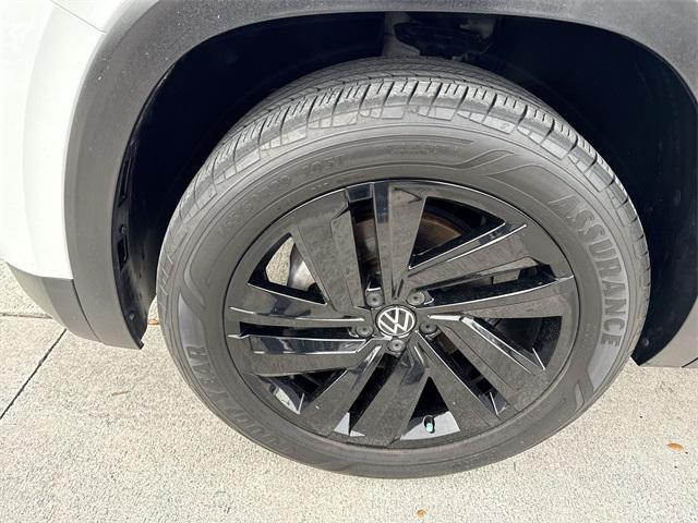 used 2023 Volkswagen Atlas Cross Sport car, priced at $28,498