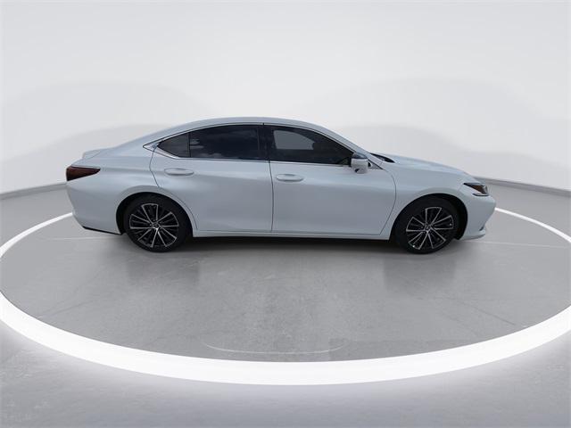 new 2025 Lexus ES 350 car, priced at $48,754
