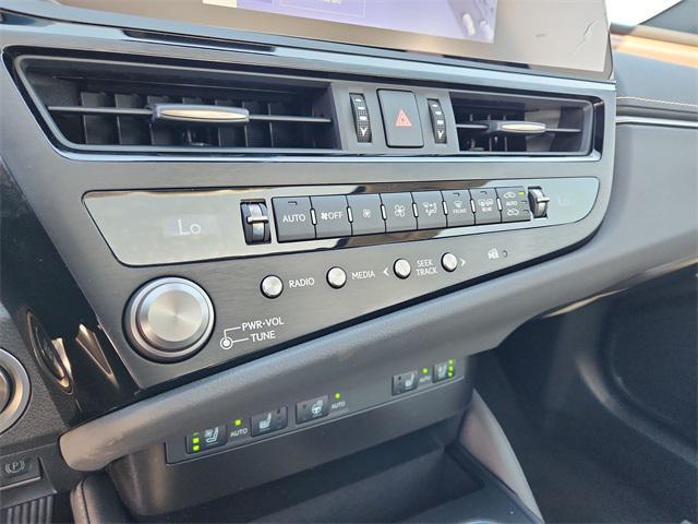 new 2025 Lexus ES 350 car, priced at $49,084