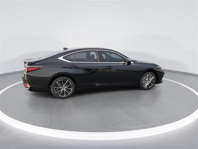 new 2025 Lexus ES 300h car, priced at $50,914