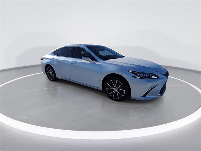 new 2025 Lexus ES 350 car, priced at $50,594