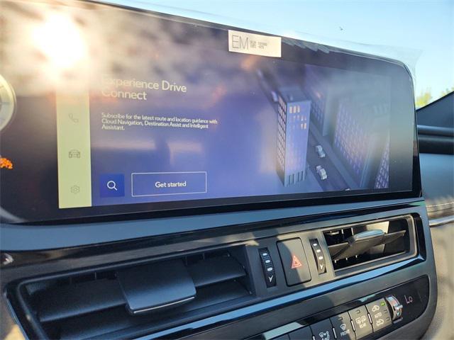 new 2025 Lexus ES 350 car, priced at $50,594