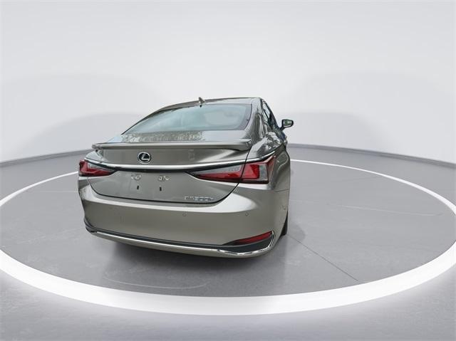 used 2021 Lexus ES 300h car, priced at $31,798