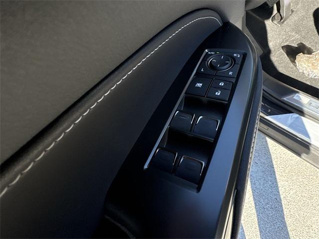 new 2025 Lexus NX 250 car, priced at $44,985