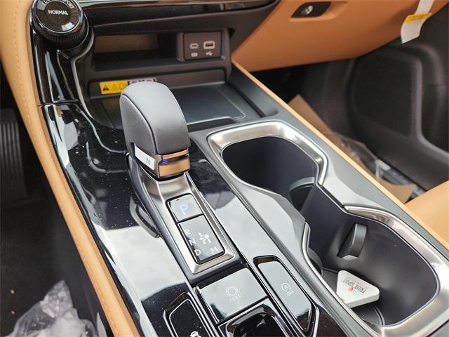 new 2025 Lexus NX 250 car, priced at $46,069