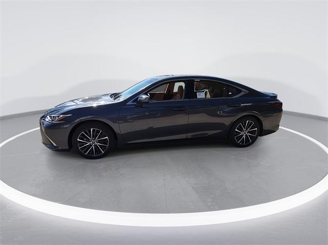 new 2025 Lexus ES 300h car, priced at $50,805