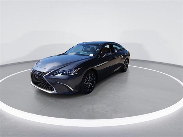 new 2025 Lexus ES 300h car, priced at $50,805