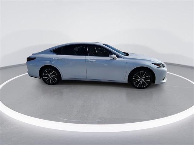new 2025 Lexus ES 350 car, priced at $48,534