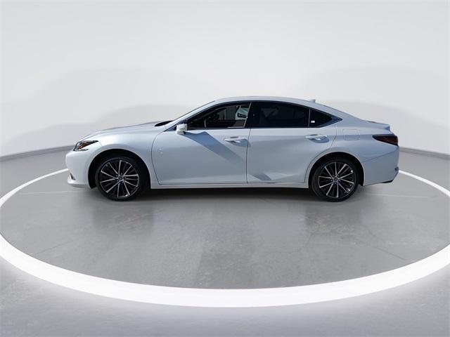 new 2025 Lexus ES 350 car, priced at $48,534
