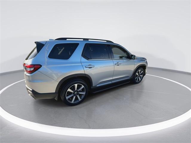 used 2023 Honda Pilot car, priced at $41,498