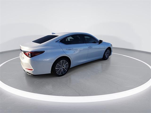 new 2025 Lexus ES 350 car, priced at $49,084