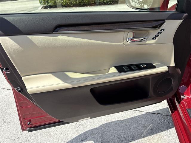 used 2016 Lexus ES 350 car, priced at $17,498