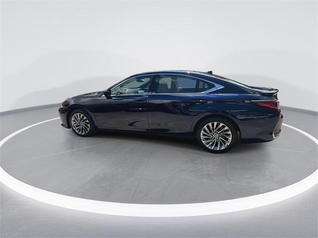 used 2025 Lexus ES 300h car, priced at $51,998