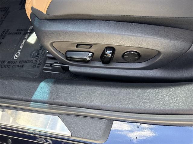 used 2025 Lexus ES 300h car, priced at $51,998