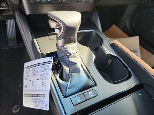 new 2025 Lexus ES 300h car, priced at $50,694