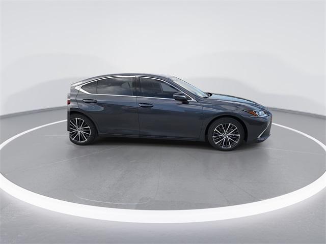 new 2025 Lexus ES 350 car, priced at $48,754