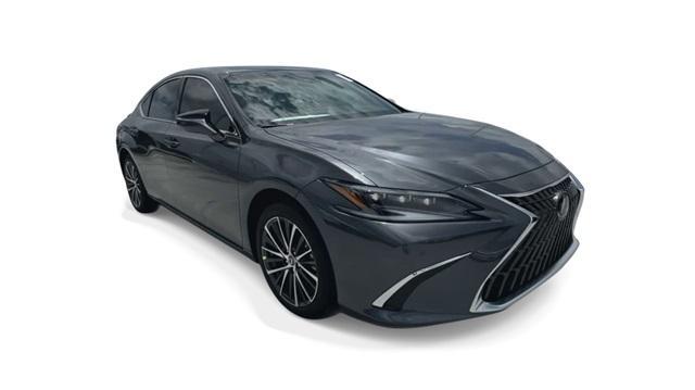 new 2024 Lexus ES 300h car, priced at $52,750