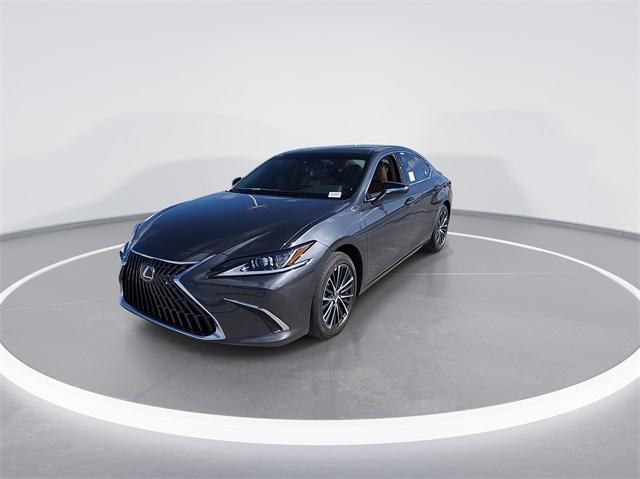 new 2025 Lexus ES 300h car, priced at $51,194