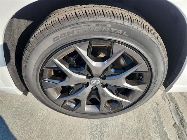 new 2026 Lexus TX 500h car, priced at $78,273