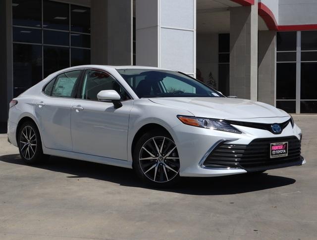 new 2024 Toyota Camry Hybrid car, priced at $39,906