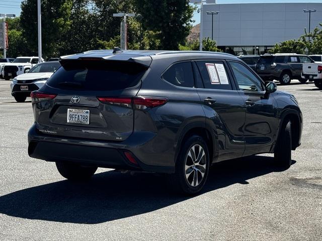 used 2021 Toyota Highlander car, priced at $25,950