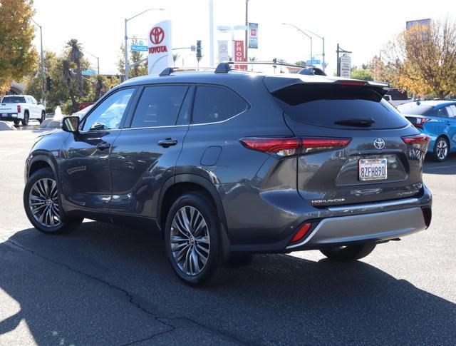 used 2022 Toyota Highlander car, priced at $40,575