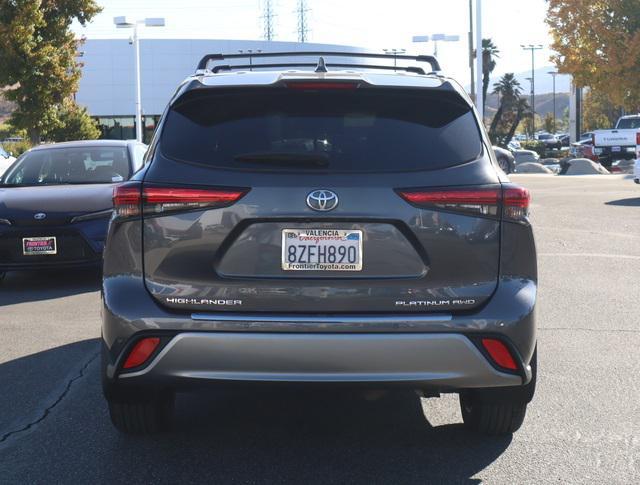 used 2022 Toyota Highlander car, priced at $40,575