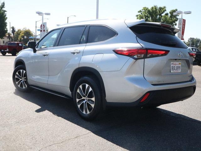 used 2021 Toyota Highlander car, priced at $35,375