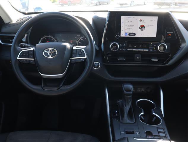 used 2023 Toyota Highlander car, priced at $35,520