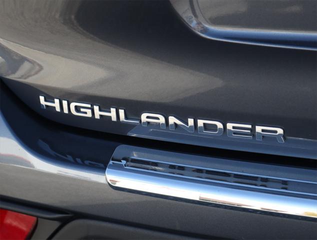 used 2023 Toyota Highlander car, priced at $35,520