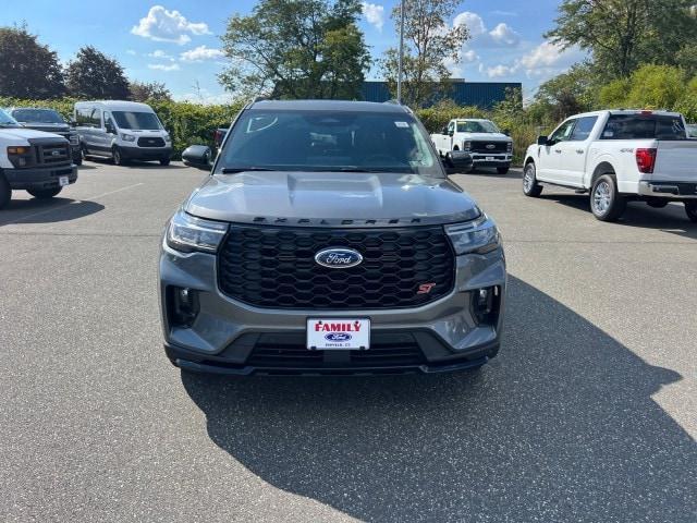 new 2025 Ford Explorer car, priced at $60,420