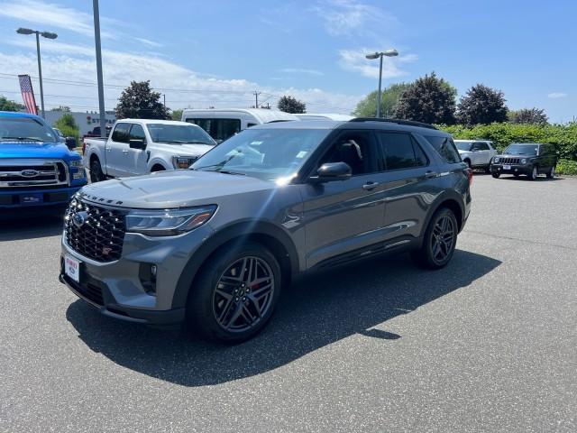new 2025 Ford Explorer car, priced at $61,915