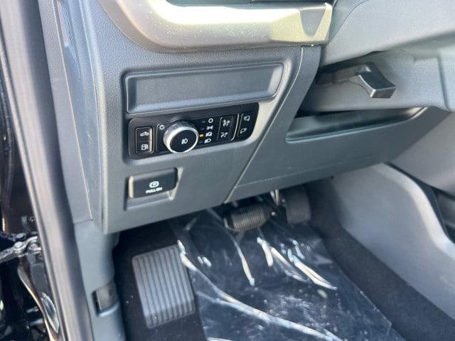 new 2025 Ford F-150 car, priced at $60,760