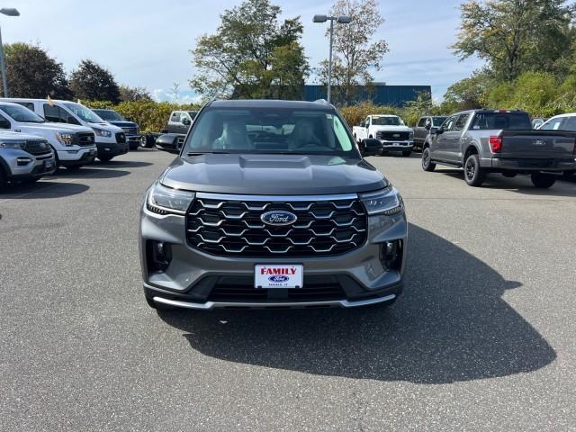 new 2025 Ford Explorer car, priced at $58,300